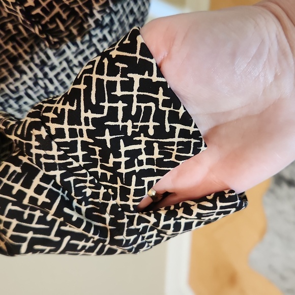 🎁Talbots Wrap Around Front Tie Blouse - size XL - Picture 5 of 12